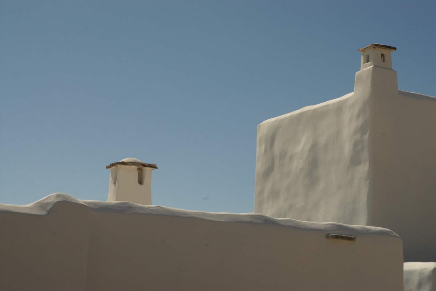 ANTIPAROS