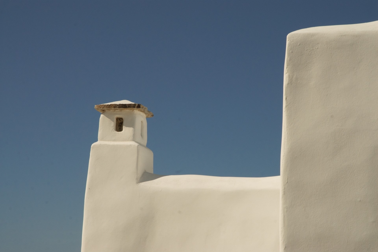 ANTIPAROS