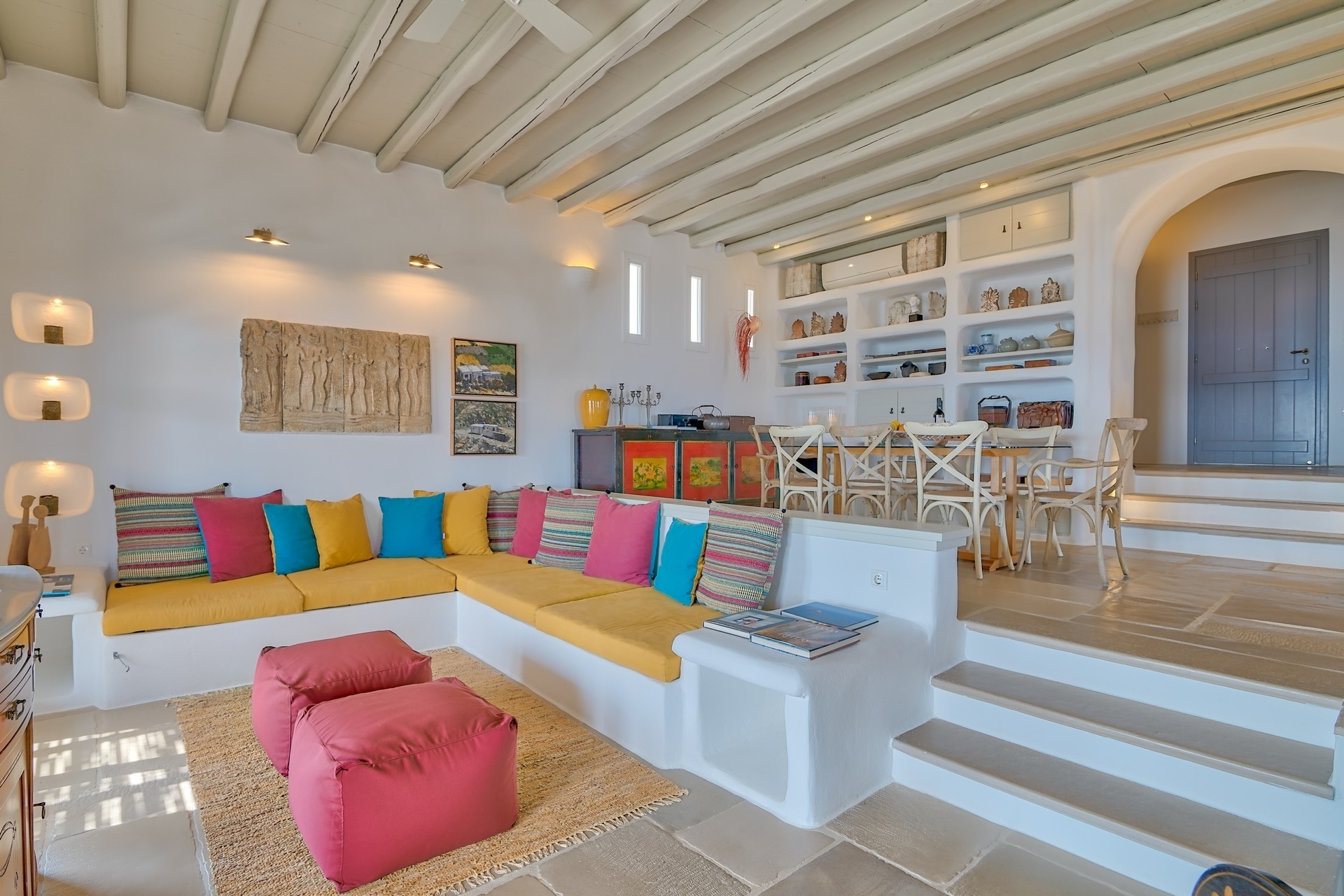 ANTIPAROS